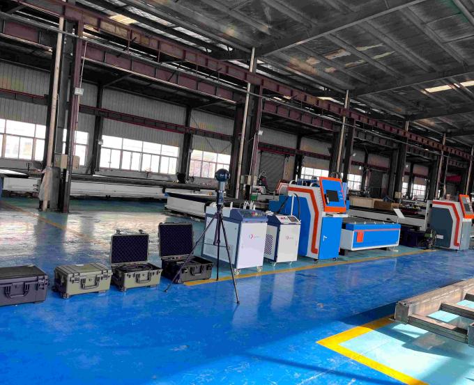 পলস 200W 300W স্যুটকেস ফাইবার লেজার পরিষ্কার মেশিন মরিচা অপসারণ মেশিন 12